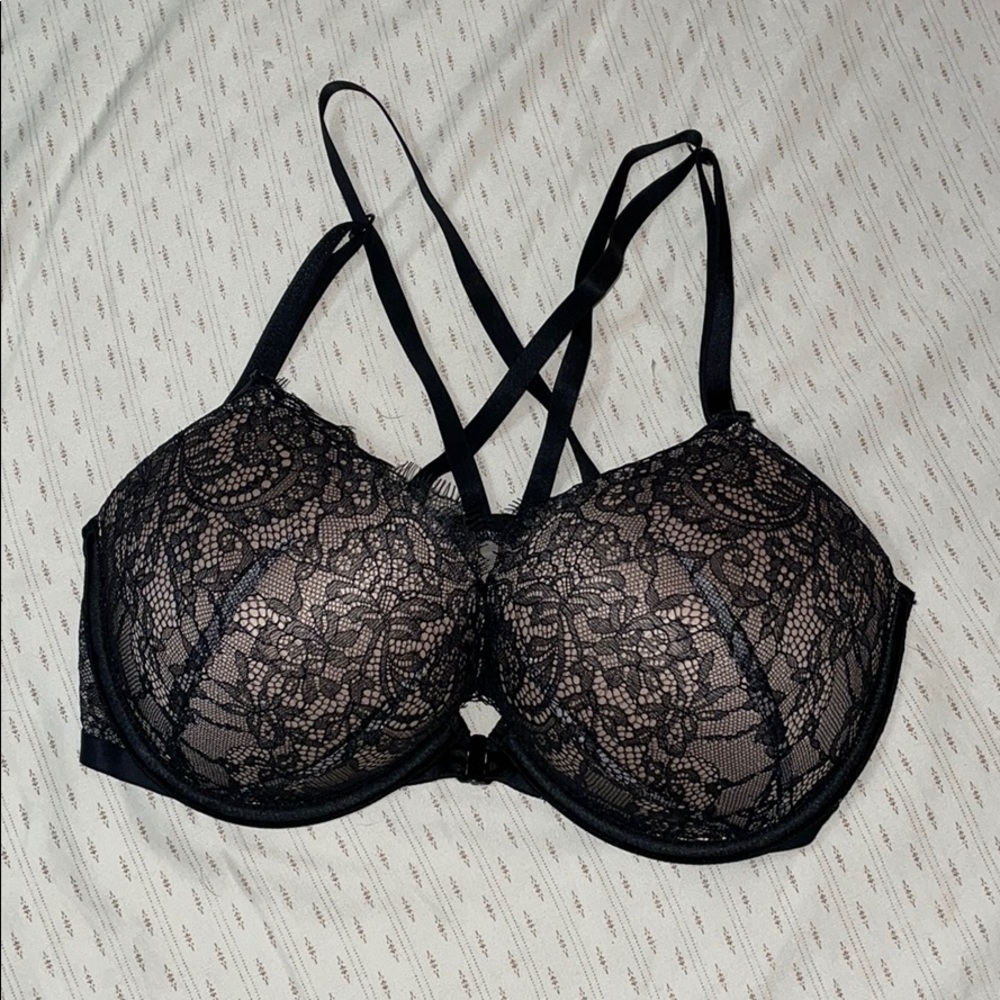 Victoria’s Secret bombshell